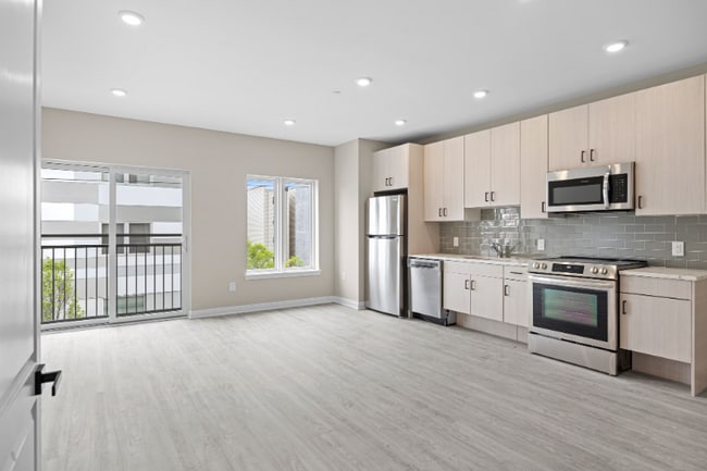 4070 Haverford Ave in Philadelphia, PA - Building Photo - Building Photo