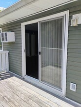 Willow Manor Apartments in Fenton, MI - Building Photo - Building Photo