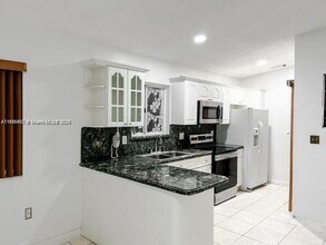 3170 W 78th St in Hialeah, FL - Building Photo - Building Photo