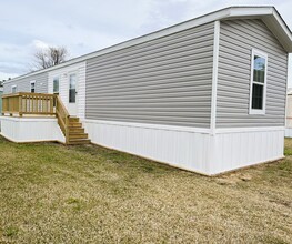 247 Old Airport Rd in Newport, NC - Building Photo - Building Photo