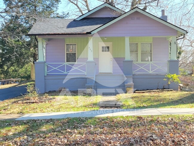 property at 842 Freemason St