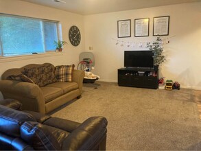 243 S 100 W in Spanish Fork, UT - Building Photo - Building Photo