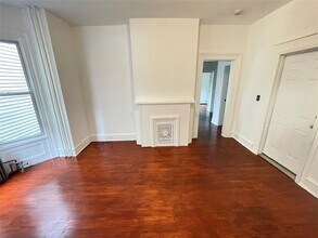 30 Conklin St-Unit -1 in Poughkeepsie, NY - Building Photo - Building Photo