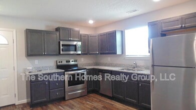 312 Million St in Athens, TN - Building Photo - Building Photo