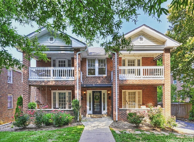 2104 Park Rd, Unit 2 in Charlotte, NC - Building Photo - Building Photo