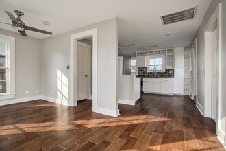 4500 Avenue H in Austin, TX - Building Photo - Building Photo