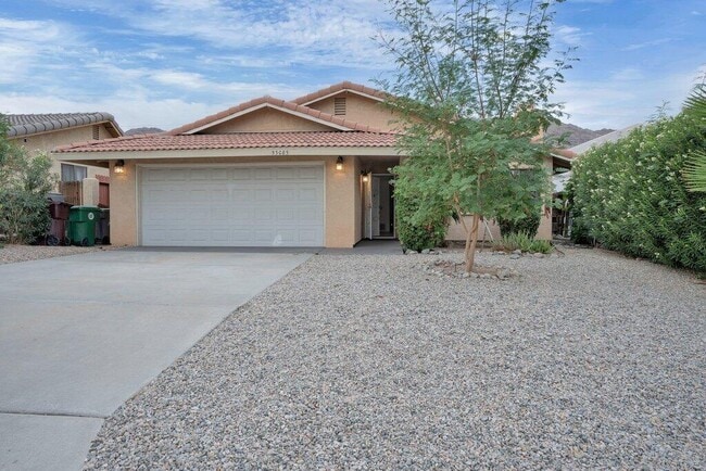 53085 Avenida Obregon in La Quinta, CA - Building Photo - Building Photo