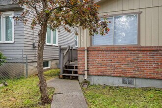 1724 E 8th Ave in Spokane, WA - Building Photo - Building Photo