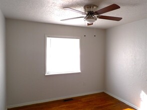 1618 NW 45th St in Lawton, OK - Foto de edificio - Building Photo