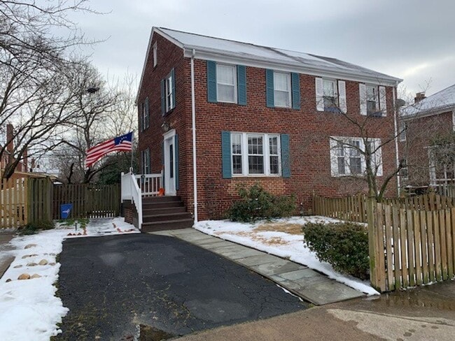 property at 2104 27th St S