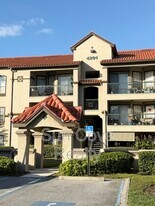 4201 Woodstorks Walk Way in Lutz, FL - Building Photo