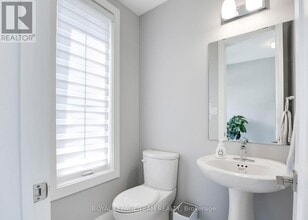 134 Unity Pl in Ottawa, ON - Building Photo - Building Photo