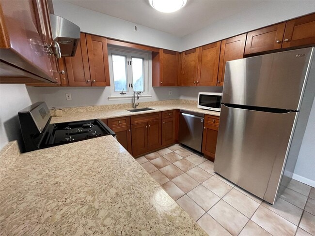 146 Primrose Ave in Mount Vernon, NY - Building Photo - Building Photo