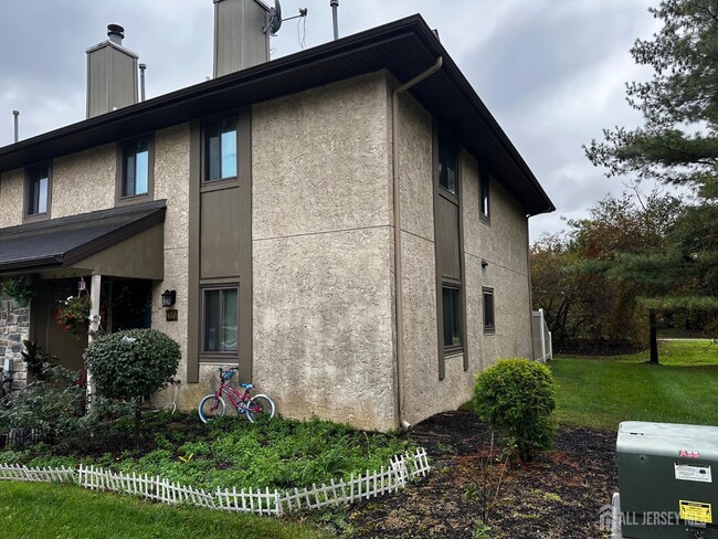 property at 137 Hampshire Dr
