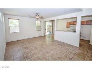 6389 Thunder Gulch Ave in Las Vegas, NV - Building Photo - Building Photo