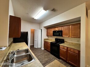 3620 Kirkpatrick Cir in Jacksonville, FL - Building Photo - Building Photo