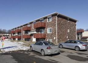 Blondo Crest Apartments