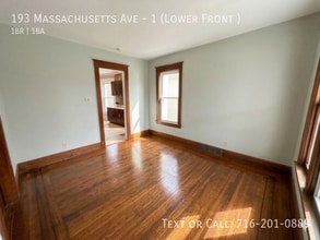 193 Massachusetts Ave in Buffalo, NY - Building Photo - Building Photo