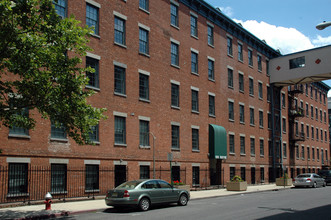 186 Wayne St in Jersey City, NJ - Building Photo - Building Photo