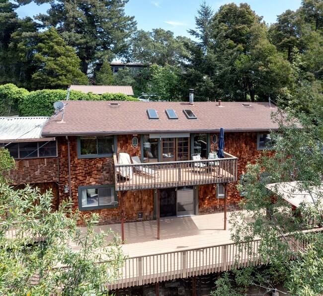 property at 646 Blue Ridge Dr