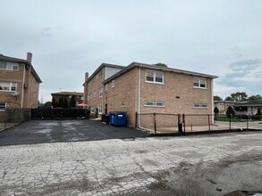 1601 Downs Dr in Calumet City, IL - Building Photo - Building Photo