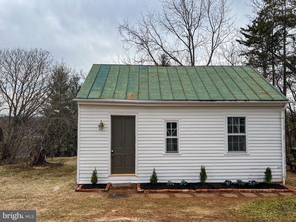 310 WEST St in Culpeper, VA - Building Photo