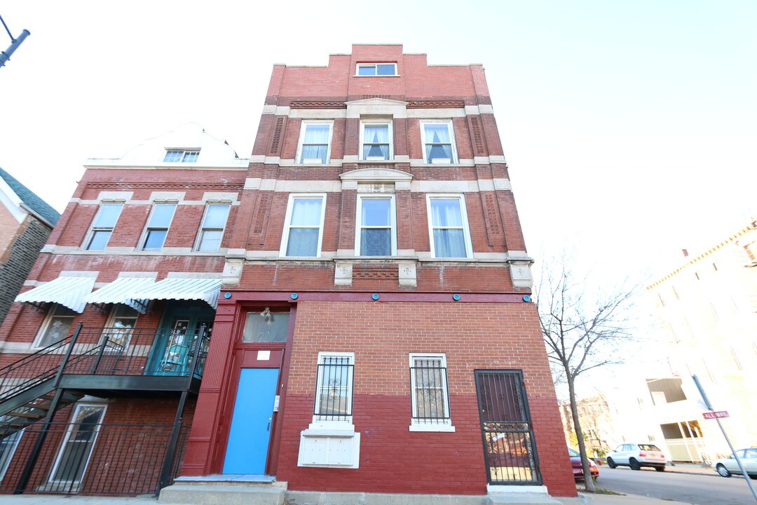 2000 S May St in Chicago, IL - Building Photo