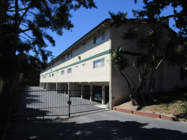 Casa Del Fuente Apartments in San Jose, CA - Foto de edificio - Building Photo