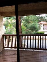 12047 Alta Carmel Ct in San Diego, CA - Building Photo - Building Photo
