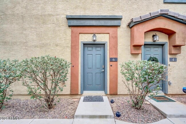 property at 2727 N Price Rd