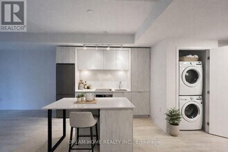 35 Tubman Ave in Toronto, ON - Building Photo - Building Photo