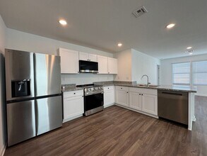 1811 Cam Colorado in Fort Mohave, AZ - Building Photo - Building Photo