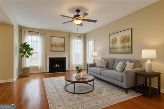 424 Granville Ct in Atlanta, GA - Building Photo - Building Photo