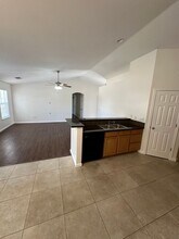 2874 Florence Ave in Sanger, CA - Foto de edificio - Building Photo