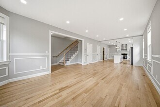 9 Logan Ave in Medford, MA - Building Photo - Building Photo