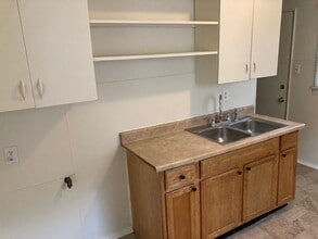 1210 N Goodlet Ave in Indianapolis, IN - Building Photo - Building Photo