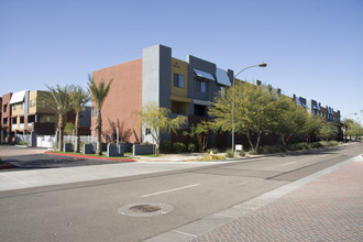 Zone Westgate in Glendale, AZ - Foto de edificio - Building Photo