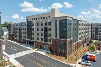 Accolade Auburn in Auburn, AL - Foto de edificio - Building Photo