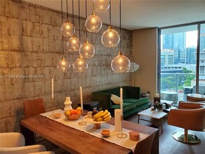 1100 S Miami Ave, Unit 602 in Miami, FL - Building Photo - Building Photo