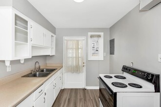 206 Goldsmith St NE in Huntsville, AL - Building Photo - Building Photo