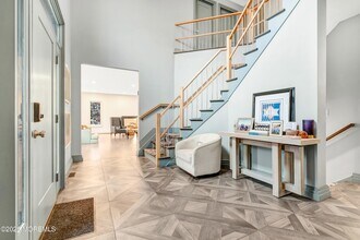 450 Wells Ave in Ocean Township, NJ - Foto de edificio - Building Photo