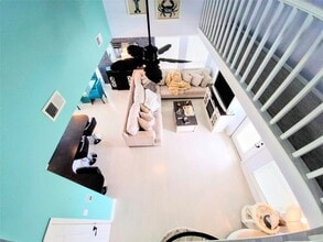 1122 Makatea St in Tiki Island, TX - Building Photo - Building Photo