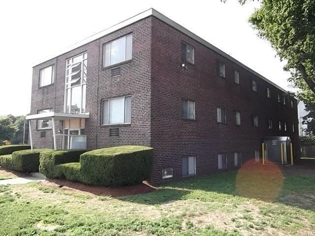 property at 192 Salem St