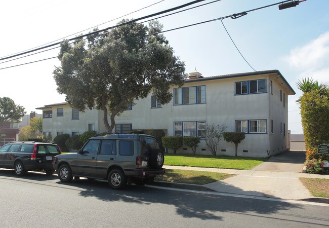 2520 Ocean Park Blvd in Santa Monica, CA - Building Photo - Building Photo