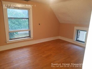 817 Egleston Ave-Unit -1 in Kalamazoo, MI - Building Photo - Building Photo