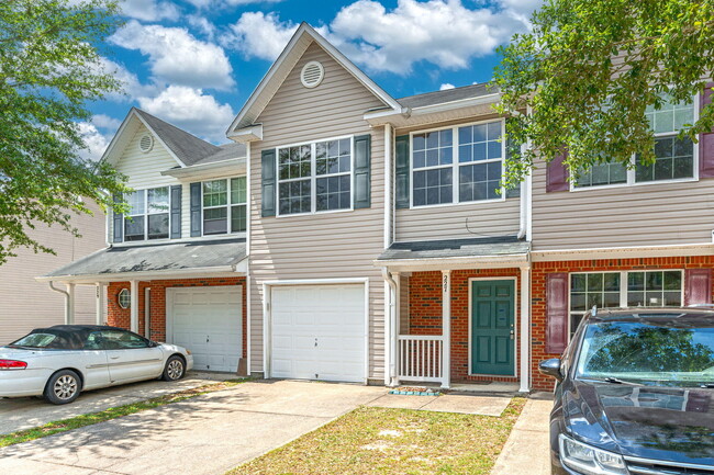 227 Swaying Pine Ct in Crestview, FL - Building Photo - Building Photo
