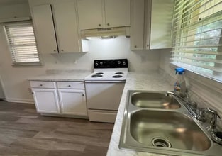 708 Cashua St in Darlington, SC - Building Photo - Building Photo