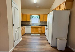 4865 Longmeadow Dr in Mc Calla, AL - Building Photo - Building Photo