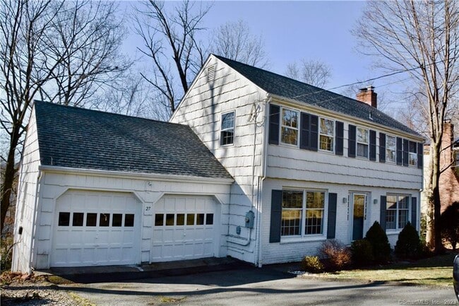 property at 27 Hollow Tree Ridge Rd