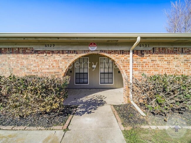6531 Amundson Rd in North Richland Hills, TX - Building Photo - Building Photo